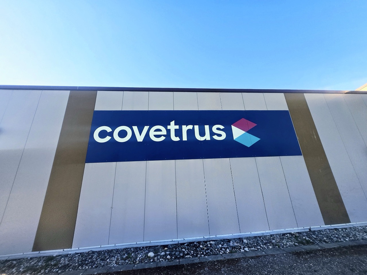 construction-site, building-cladding, signboard, covetrus, facility